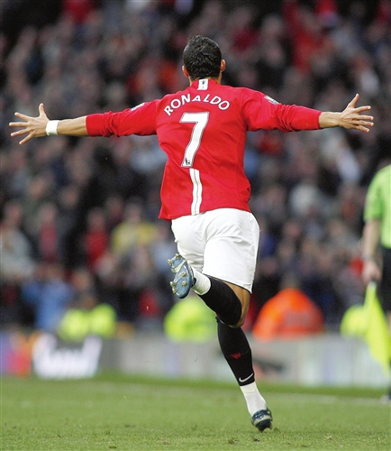 赛中屡次贡 赛中屡次贡